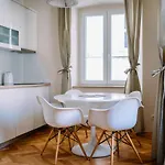 Apartament Amorozo By Duhomes