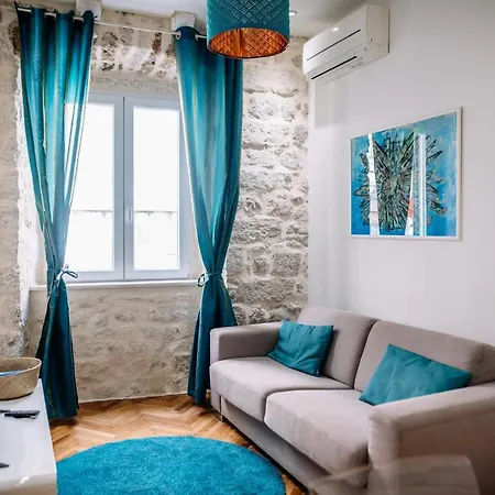 Amorozo By Duhomes Lägenhet