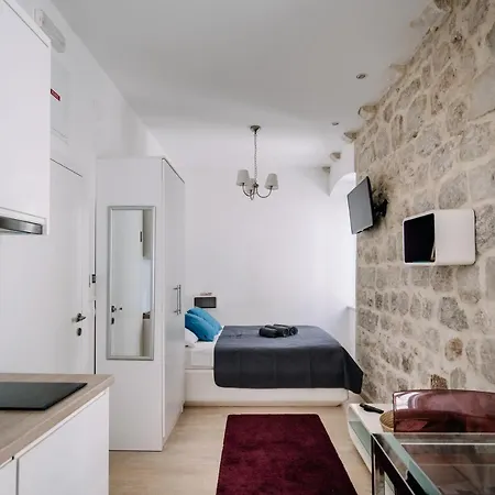 Amorozo By Duhomes Apartment