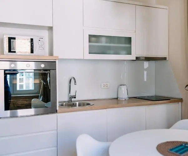 Amorozo By Duhomes Дубровник