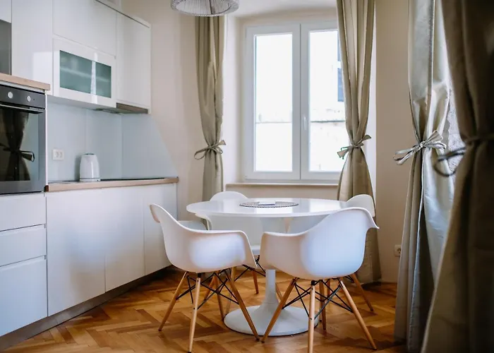 Апартаменты Amorozo By Duhomes