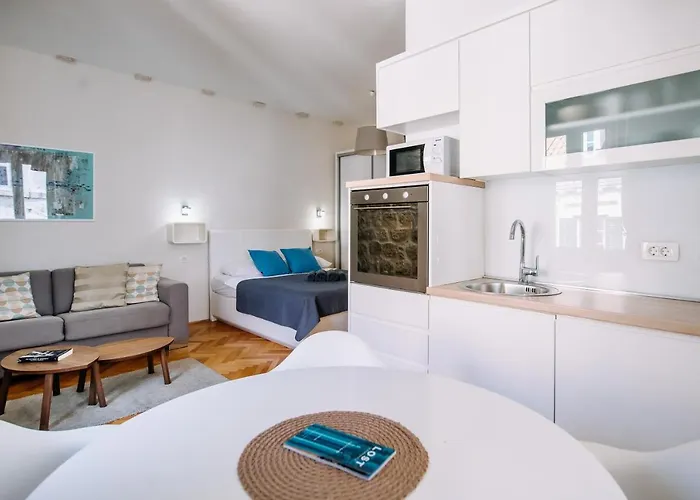 Amorozo By Duhomes Апартаменты