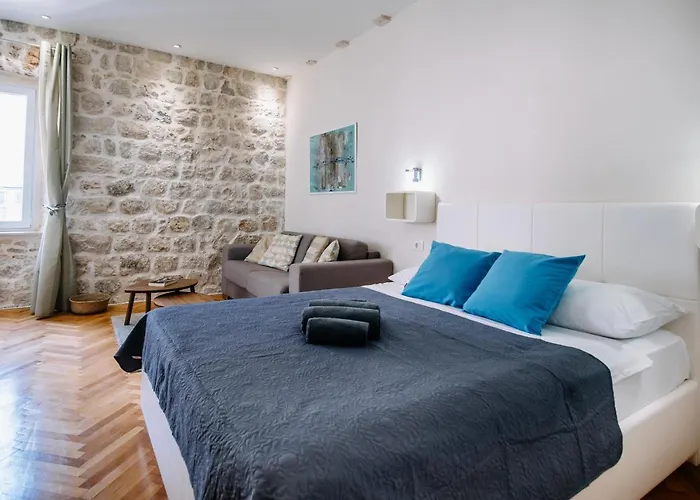 Апартаменты Amorozo By Duhomes