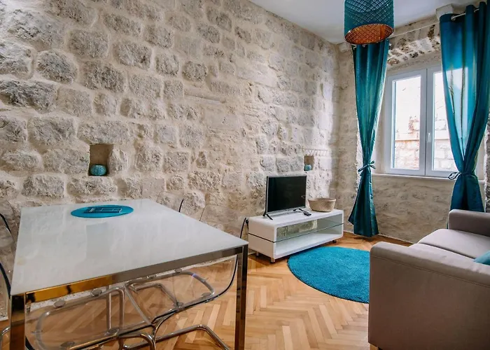 Апартаменты Amorozo By Duhomes