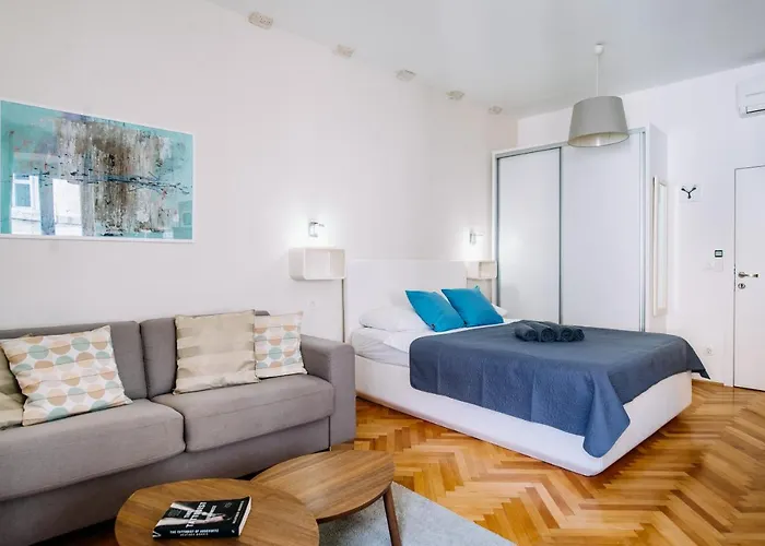 Amorozo By Duhomes Дубровник