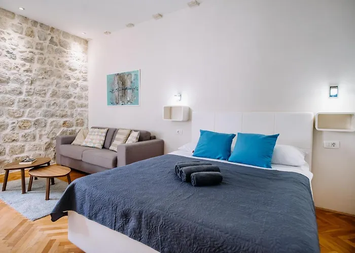 Апартаменты Amorozo By Duhomes