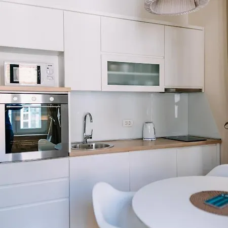 Amorozo By Duhomes Ντουμπρόβνικ